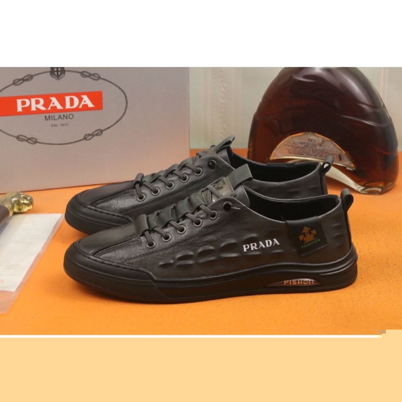 Pra*a casual shoes